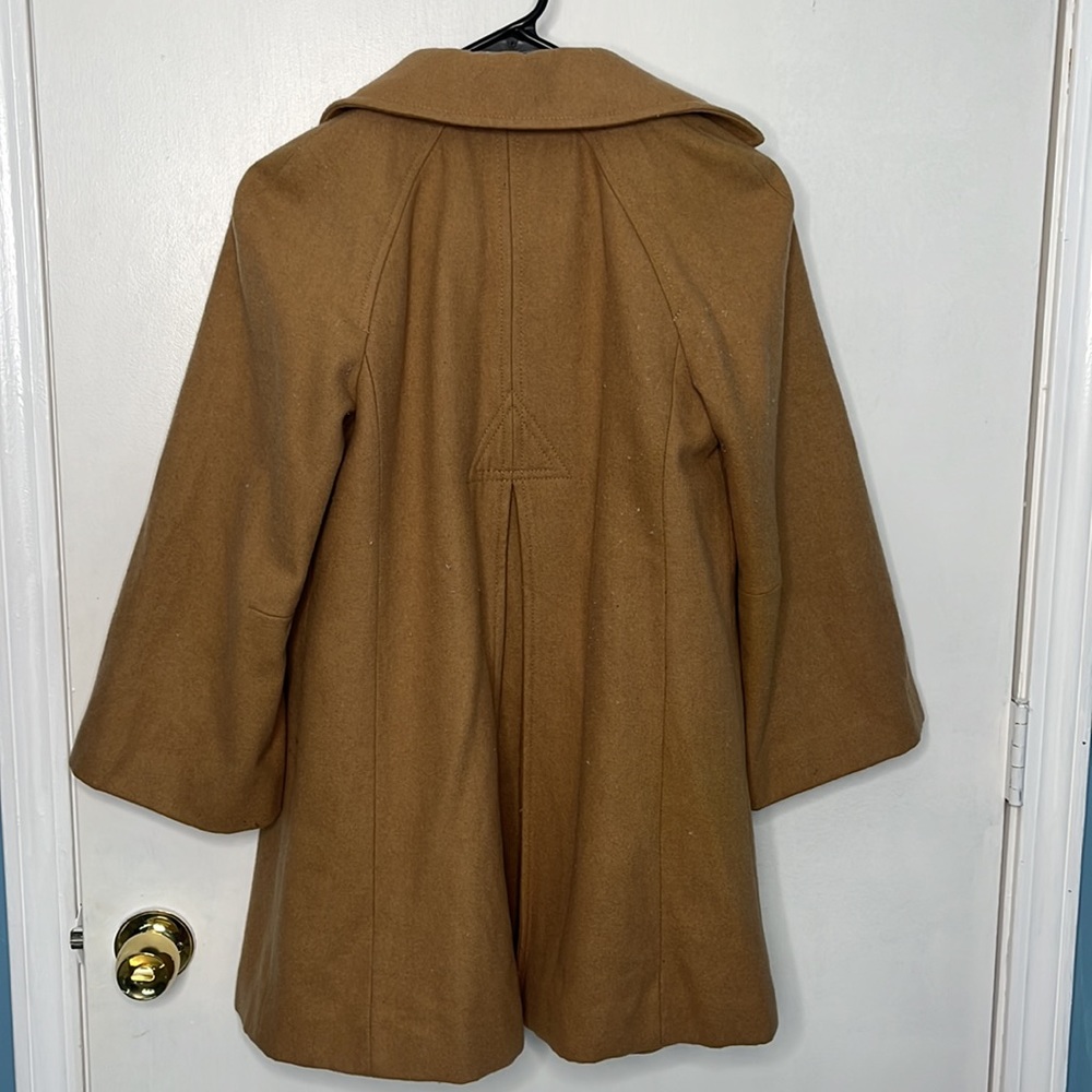 Coat - Picture 6 of 6